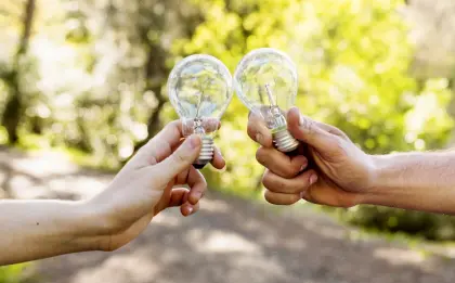 Symbolbild Strom – EV Greiz bietet transparente und regionale Stromprodukte, individuell auf Ihren Bedarf abgestimmt